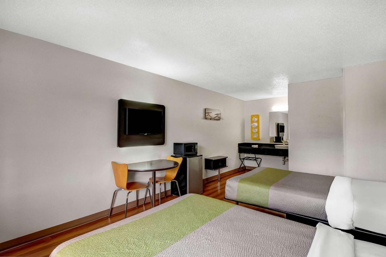 Motel 6-Charles Town, Wv Dış mekan fotoğraf